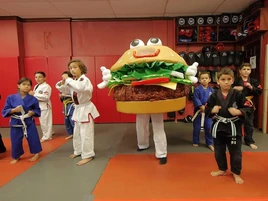 Cangreburguer1024x768.png-ConvertImage