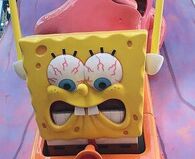 Bob Esponja en el cartel de entrada de Rock Bottom Plunge