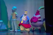 SpongeBob-Fly-musical-Squidward-Mrs-Puff-Mr-Krabs