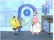 Патрик лечит Губку Боба.