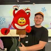 KrustyBob.jpg (143 KB) SpongeBob as the Kuddly Krab mascot, puppeteered by John Cody