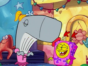 SpongeBob SquarePants - Pearl kissing SpongeBob