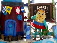 SpongeBob-Mrs-Puff-school-float