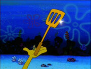 Gives SpongeBob a golden spatula as a present