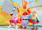 SpongeBob-mascot-costumes-at-Nickelodeon-Universe