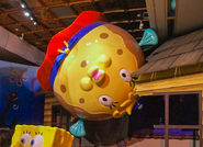 SpongeBob-and-Mrs-Puff-statues