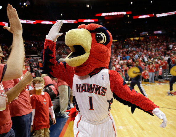 Harry The Hawk Atlanta Hawks Sportsmascots Wikia Fandom