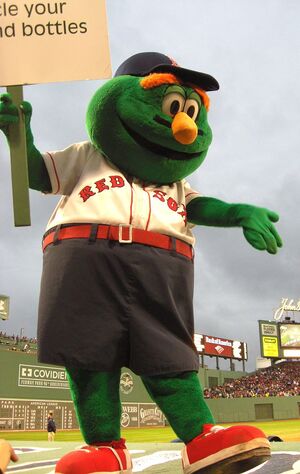 Jaxson de Ville reaches the green - in costume