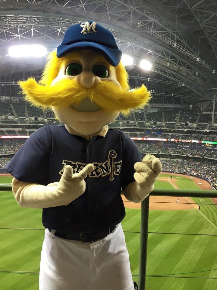 Dance Off with Barrelman Mascot at Milwaukee Brewers game #mlb #brewers  #shorts 