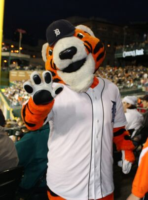 Taking in a Tigers game with PAWS, Detroit's favorite mascot