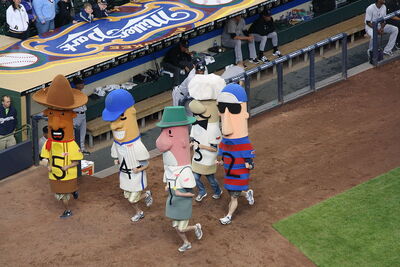 Three MLB mascot races you should see this summer