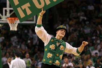 lucky the leprechaun boston celtics sportsmascots wikia fandom lucky the leprechaun boston celtics