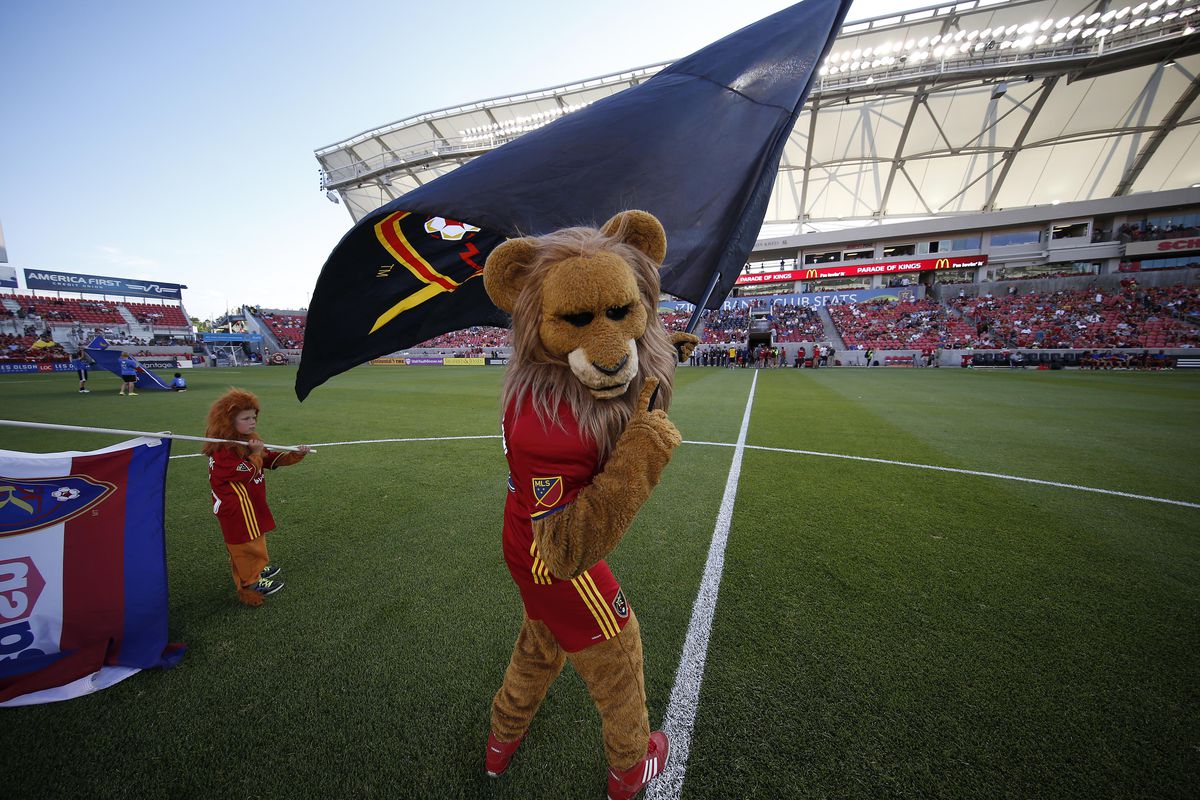 Mascot soccer is the new Soccer, and Slamson is its king