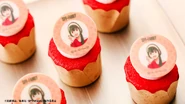 Yor's Chiffon Cake (ヨルのシフォンケーキ, Yoru no Shifon Kēki?)