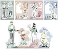 4 Large Acrylic Stands