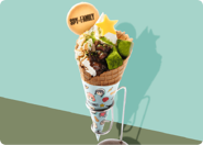 Loid's Matcha Ice Cream Parfait (ロイドの抹茶アイスパフェ, Roido no Matcha Aisu Pafe?)