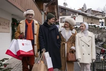 EIP 406 Gerard-Gabriel-Louise-Camille Still.jpg (7.67 MB)