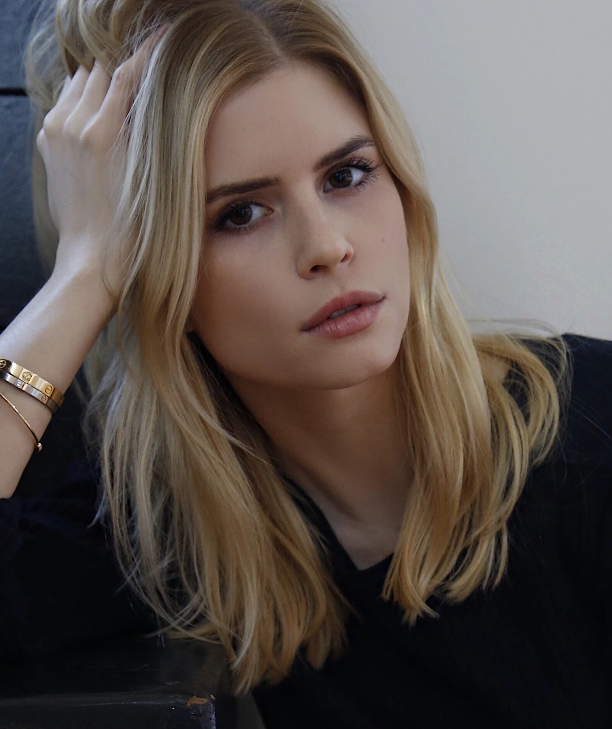 Carlson Young Emily in Paris Wiki Fandom