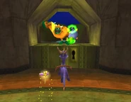 Гнасти смел лишь тогда, когда знает, что его не достать