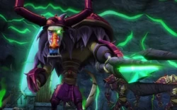 Галл угрожающе указывает посохом в сторону ослабленного Спайро