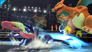 Greninja damaging Charizard