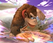 Donkey Kong usando , su movimiento especial hacia abajo.