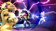 Bowser y Greninja siendo alcanzados por el Smash Final de Mewtwo.