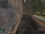 ChestOnTheRoofStash.jpg (122 KB) Under the pipe.