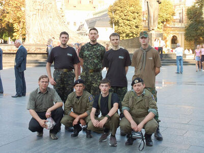 Вместе с союзной командой, сидящий в рубашке, 26 сентября 2006