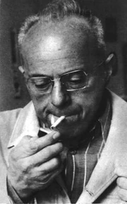 Stanislaw Lem smoking