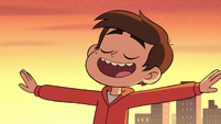 S2E5 Marco outstretches his arms again