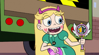 S2E14 Star Butterfly happy that Glossaryck is alive