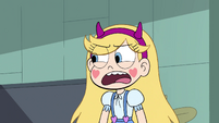 S4E29 Star Butterfly angrily follows Tom