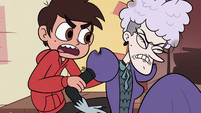 S2E36 Marco Diaz restraining Miss Heinous