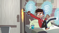 S2E31 Marco Diaz opens another dimensional portal