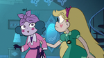 S3E18 Star Butterfly grabbing Eclipsa's arm