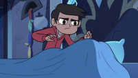 S3E6 Marco Diaz sneaks up to King Ludo's bed