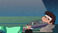 S2E27 Marco pulls himself up using Jackie's legs