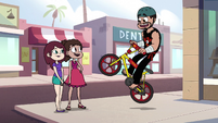 S2E4 Sensei shows off his bike-bouncing skill