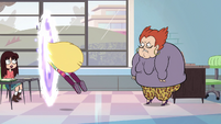 S2E32 Star Butterfly jumps into another dimension