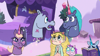 S3E21 Hornanne Pony Head 'I should be queen!'