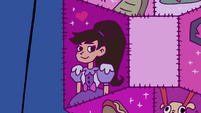 S4E18 Close-up on Princess Turdina patch