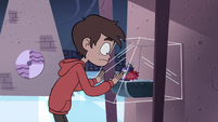 S2E18 Marco looking at the Ultimate in Privacy