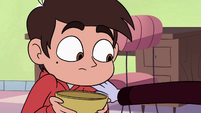 S4E13 Tom puts a hand on Marco's shoulder