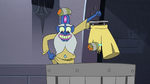 S4E10 Glossaryck holding his repairing culottes