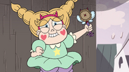 S4E1 Fake Star takes out her fake wand