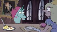 S3E33 Pony Head 'I know how to brunch, Patty!'