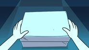 S3E9 Star Butterfly opening a small box