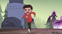 S4E33 Marco Diaz comes running up