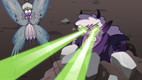 S3E36 Meteora firing more lasers at Queen Moon